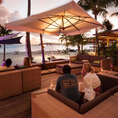 Ocean Lounge