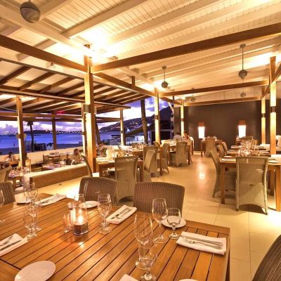 1412-38AHHBH2015-OLrestaurant1a