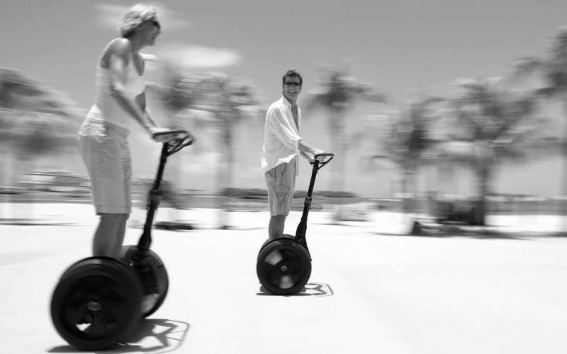 10 things to do within walking distance from Holland House Beach Hotel background