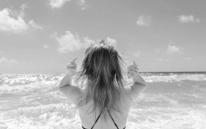 Lounging around: A perfect day at Great Bay beach background