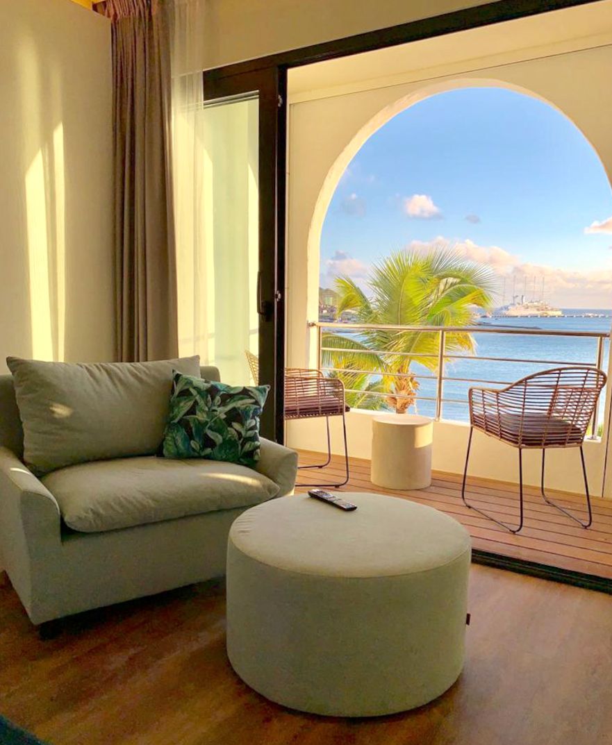 Holland House Executive<br/>Beach View